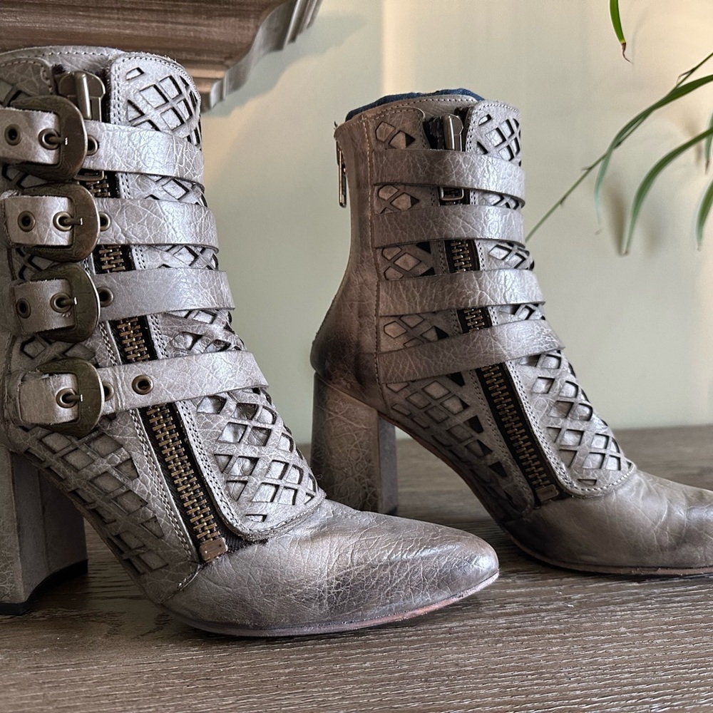 Freebird Julia Size 9